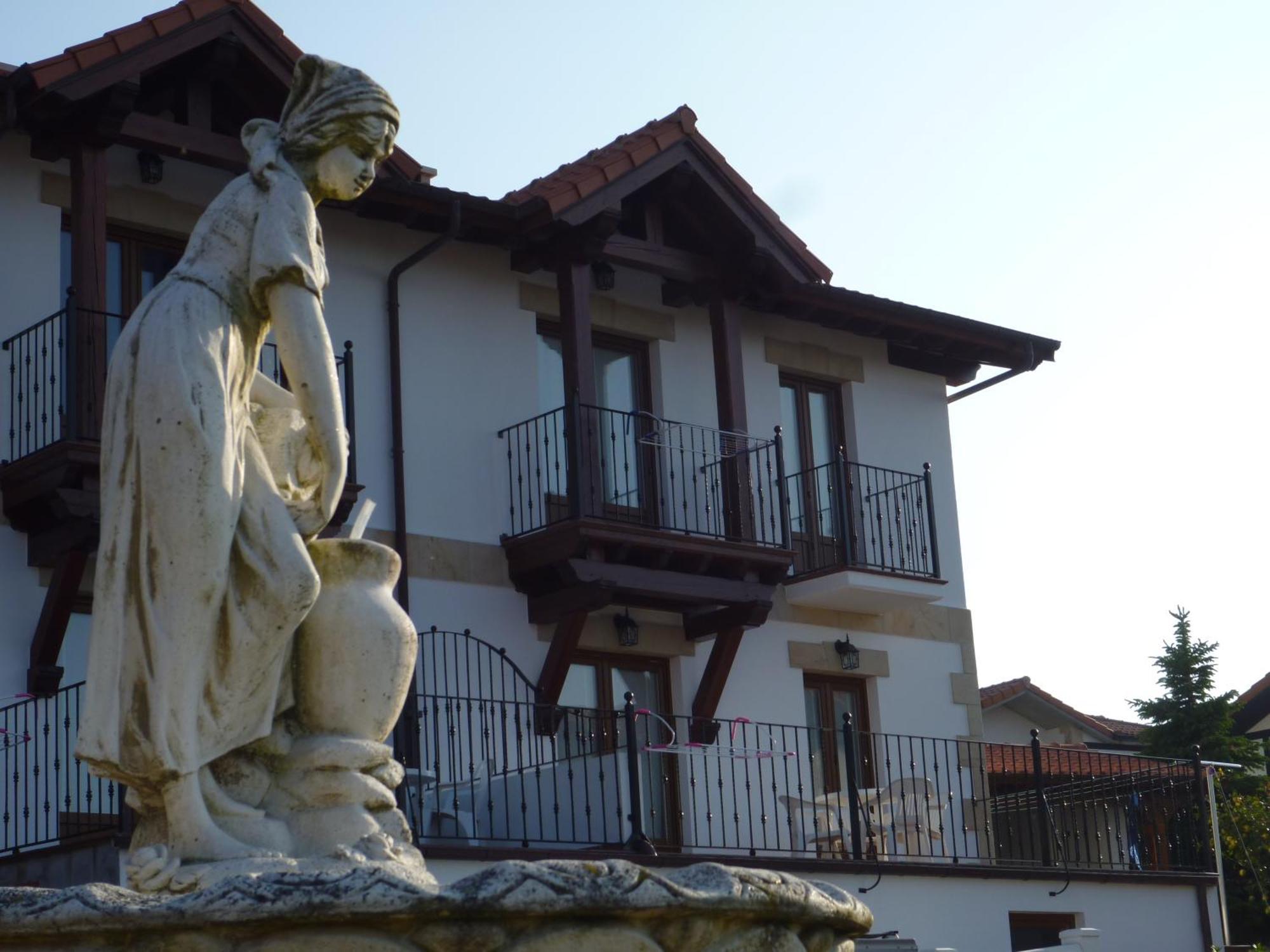 Apartamentos La Fuente de Enmedio Suances Exterior foto